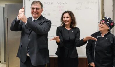 İzmir’de İşaret Dili Tercümanları Hastanelerde de Hizmet Verecek